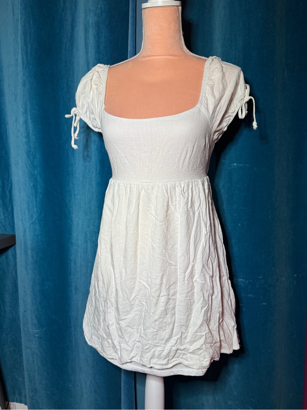 LA Hearts Women's White Puff Sleeve Square Neck Dress